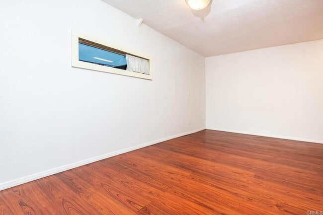 Building Photo - 1568 Primera St