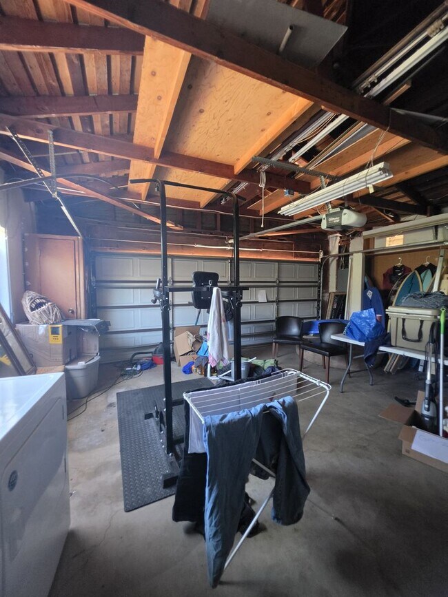 Building Photo - 5140-5142 Catoctin Dr.