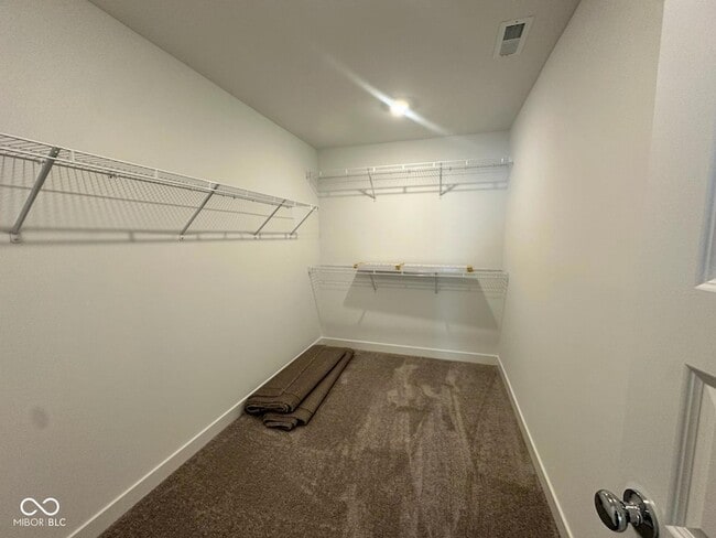 Building Photo - 7524 Fallsworth Dr