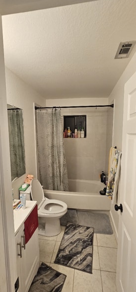 Building Photo - 5975 Spearman Cir