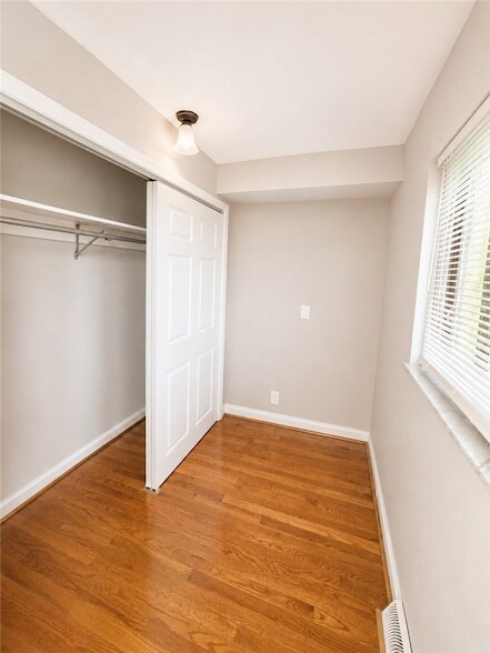 Building Photo - 735 N Highland Ave