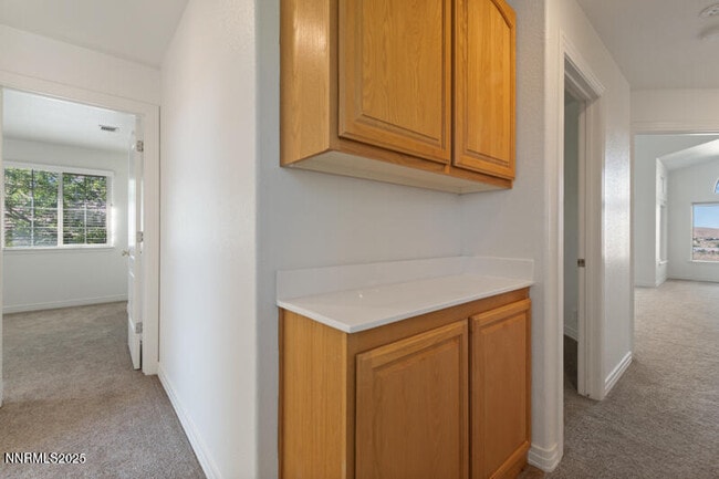Building Photo - 7021 Heatherwood Dr