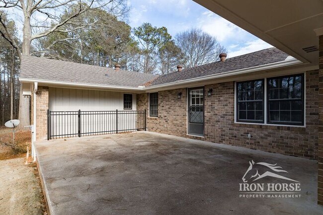 Building Photo - 2591 Clotfelter Rd