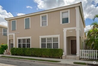 Building Photo - 10524 NW 57th Ct