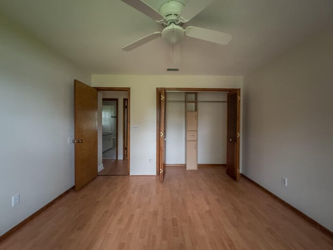 Building Photo - 8072 SW 54th Ct