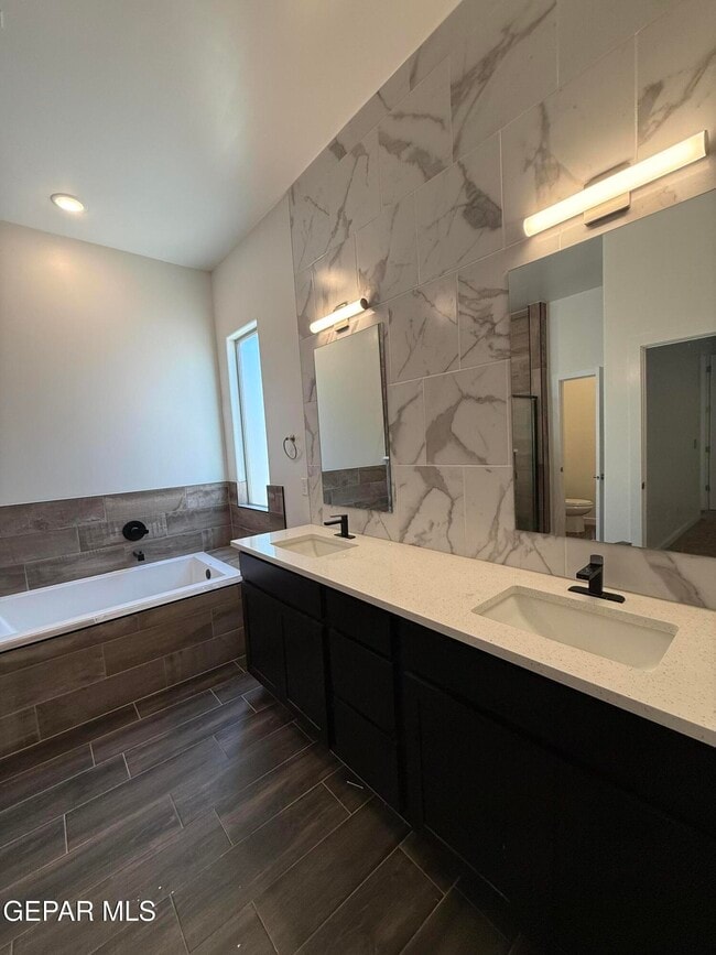 Building Photo - 13389 Carterton Ave