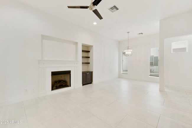 Building Photo - 4017 N 40th St