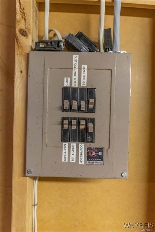 Building Photo - 116 Segsbury Rd