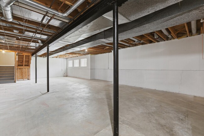 Building Photo - 26493 Isleworth Point