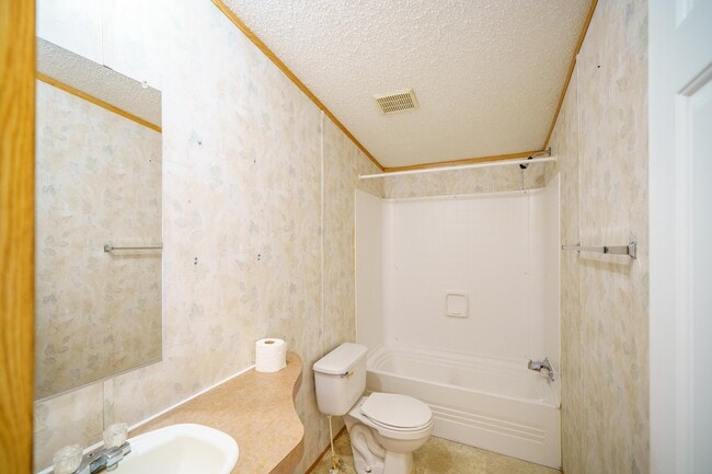 Building Photo - 2174 Clover Hill Rd