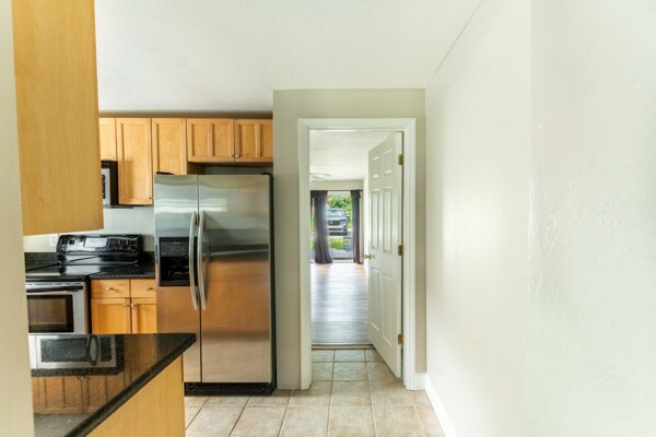 Building Photo - 1711 26th Ave N