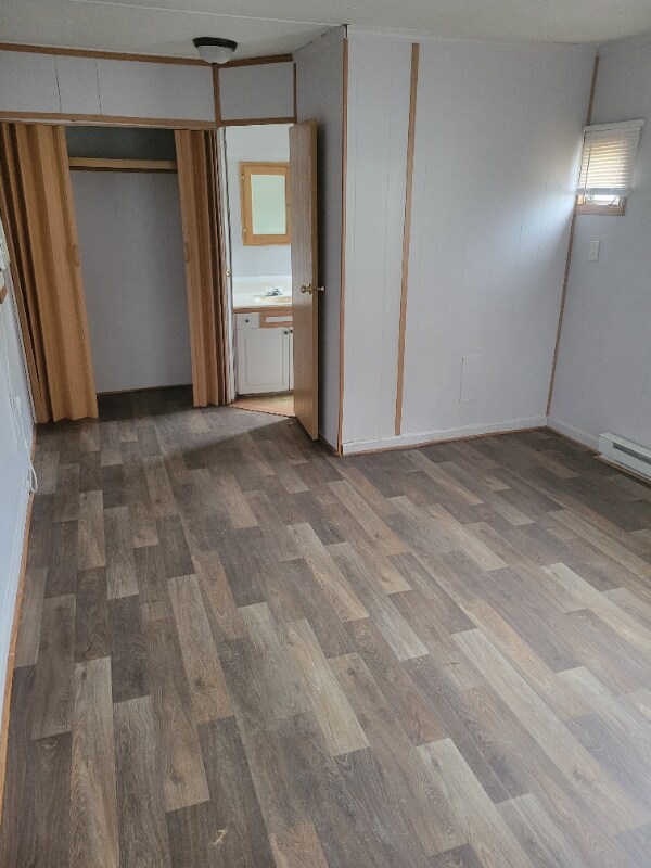 Building Photo - 5819 Glenpine Dr