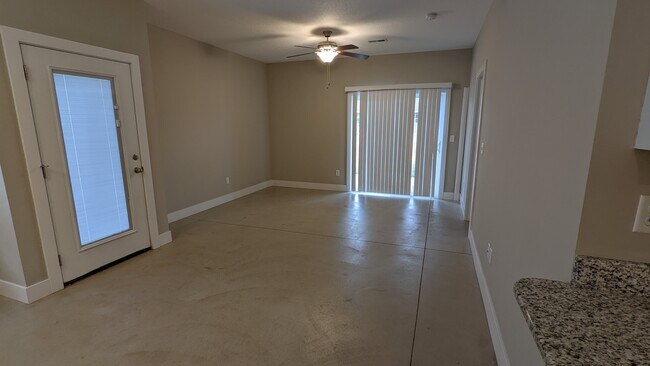 Building Photo - 8070 E 34th Ct S