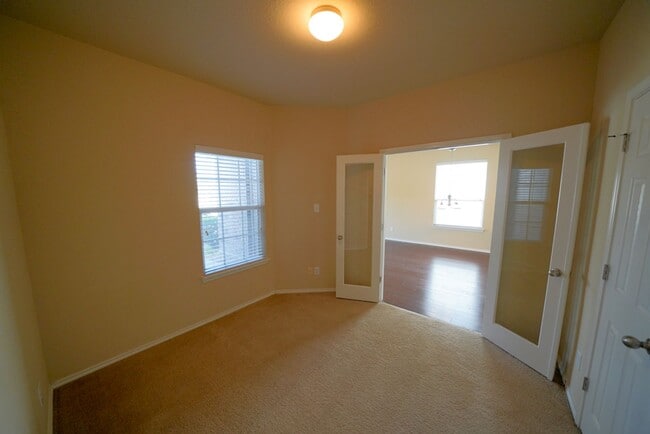 Building Photo - Beautiful home now available in the coveted Riata subdivision of Schertz, TX! Realtor Commission:...