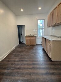 Building Photo - 4133 Pennsgrove St