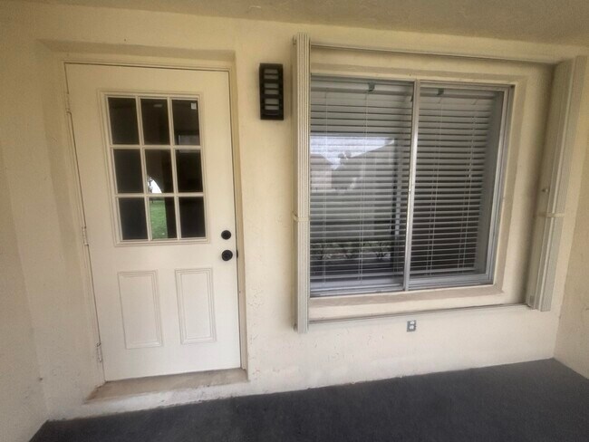 Building Photo - 4941 Sable Pine Cir