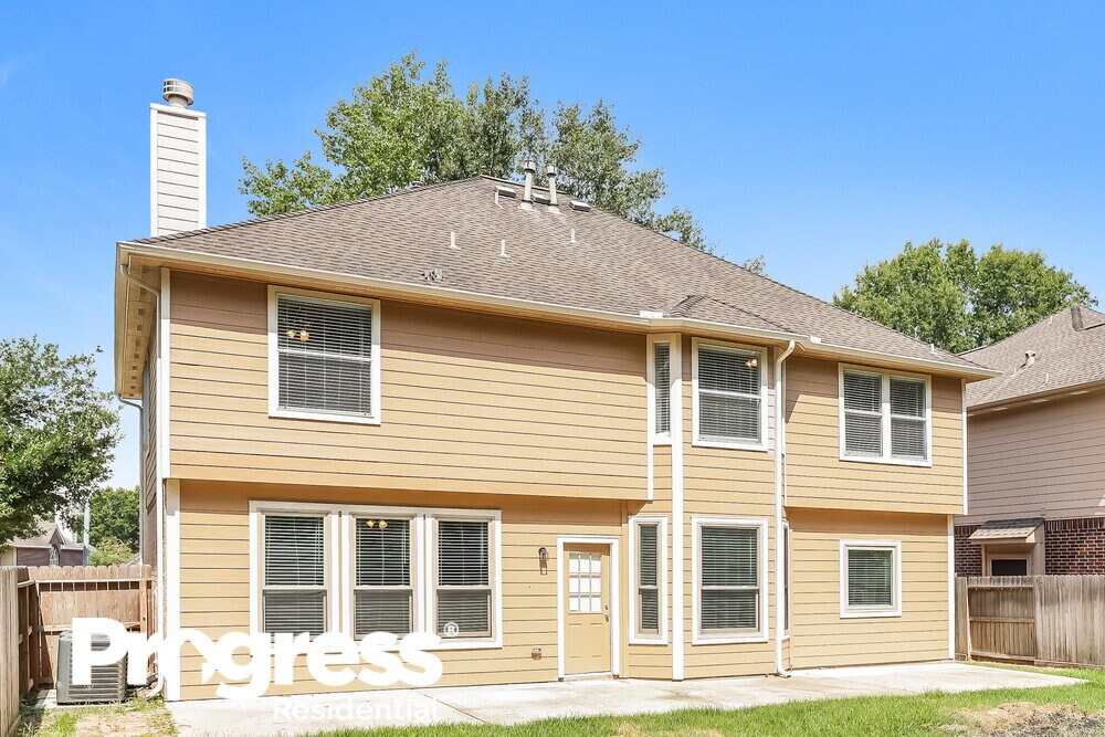 Building Photo - 14518 Southern Magnolia Cir