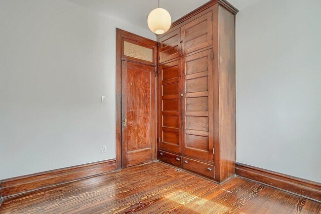 Building Photo - 57 Highwood Terrace