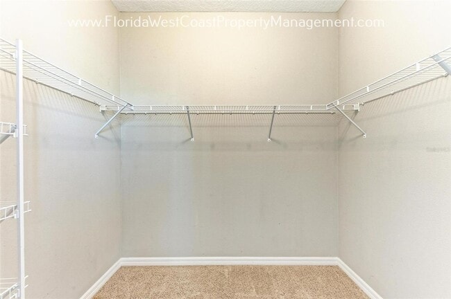 Building Photo - GORGEOUS DEL TIERRA HOME WITH FENCED YARD! 3 BED/2 BATH AMAZING KITCHEN! MAY MOVE IN !