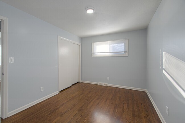Building Photo - 13228 Ashland Ave