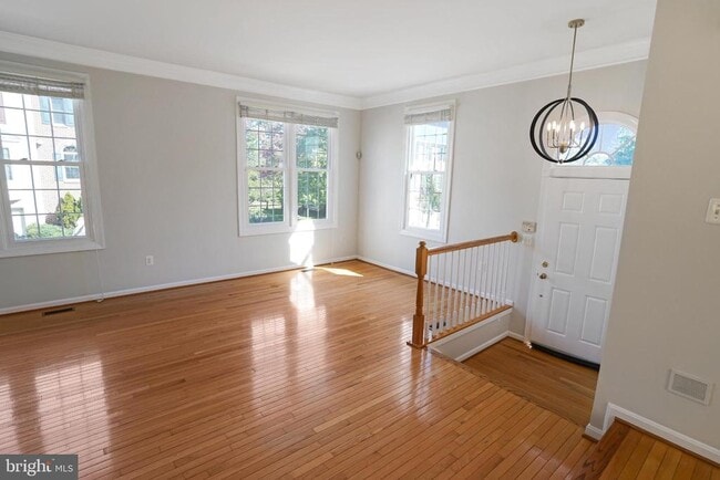 Building Photo - 2248 Journet Dr