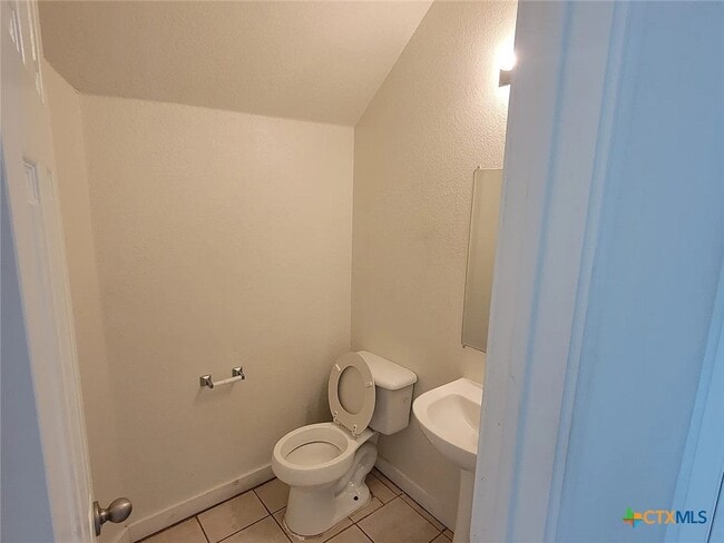 Building Photo - 814 Sagewood Trail