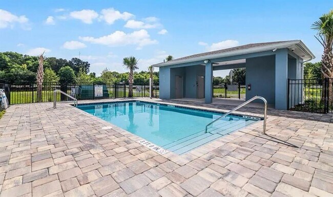 Building Photo - 544 Zinfandel Dr