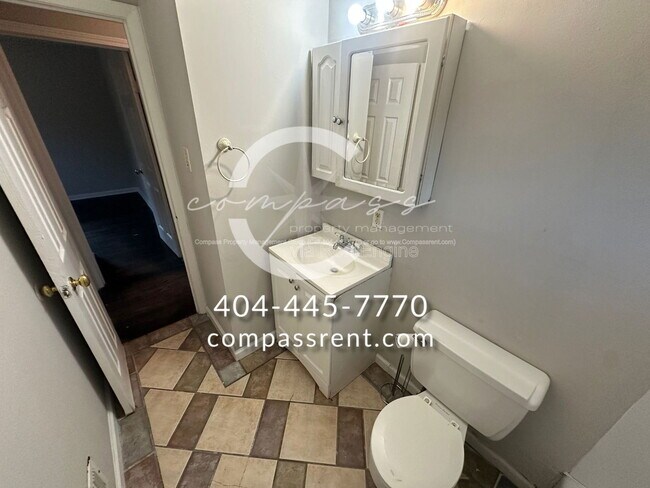 Building Photo - 3733 Millikin Ct