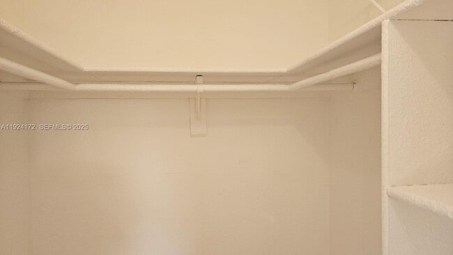 Building Photo - 4550 NW 9th St