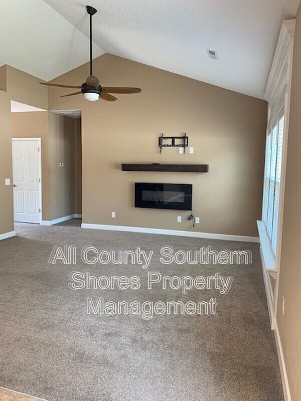 Building Photo - 131 Maggie Wy