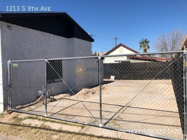 Building Photo - 1213 S 9th Ave