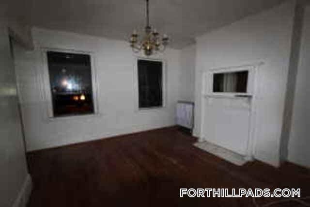 Building Photo - 4 Centre St