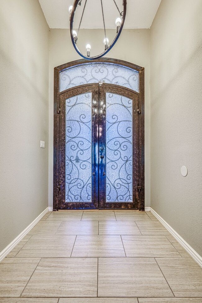 Building Photo - 5948 Anapaula Dr