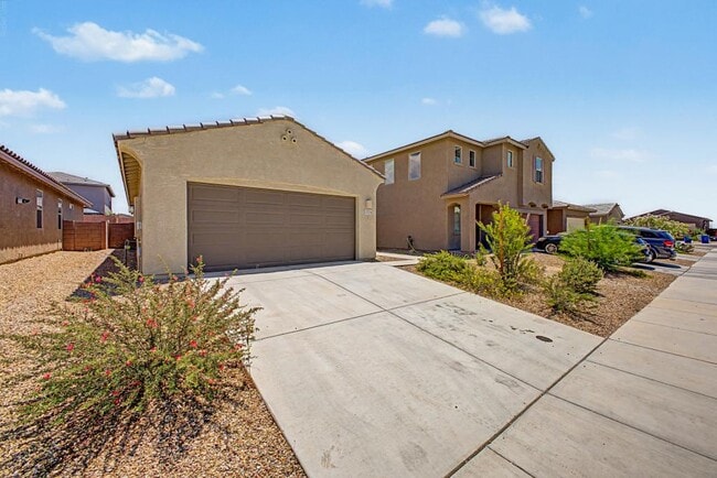 Building Photo - 12528 E Caden Dr