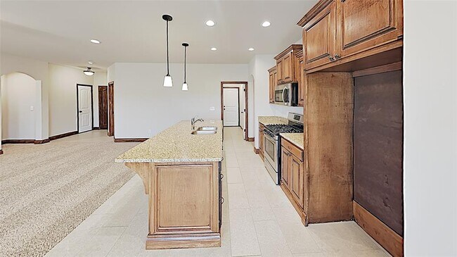 Building Photo - 3505 Shutter Ridge Dr