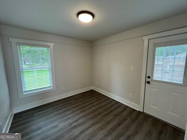 Building Photo - 174 Cloud St