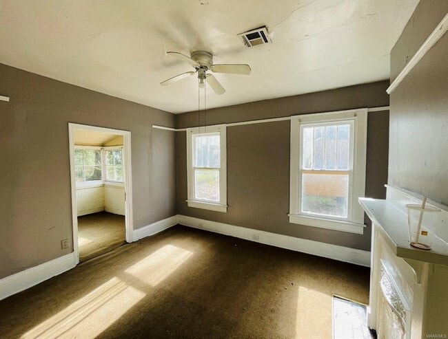 Building Photo - 39 S Lewis St