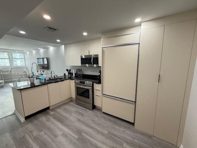 Building Photo - 10275 Collins Ave
