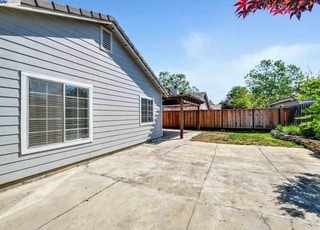 Building Photo - 509 Saddleback Cir