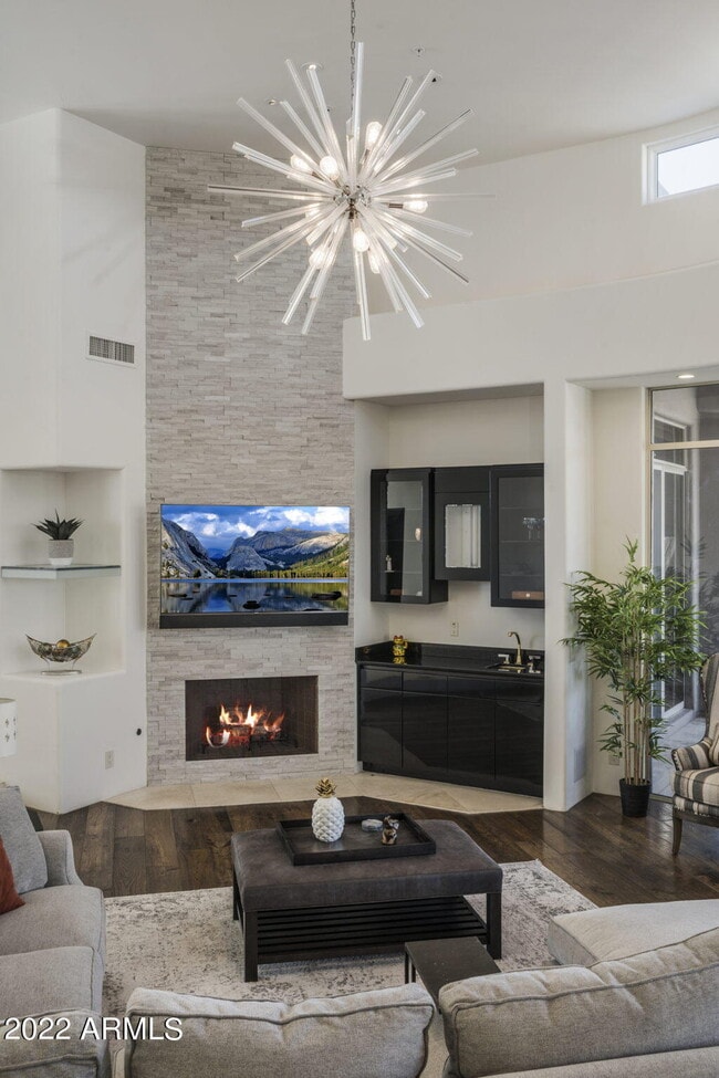 Building Photo - 10448 E Skinner Dr