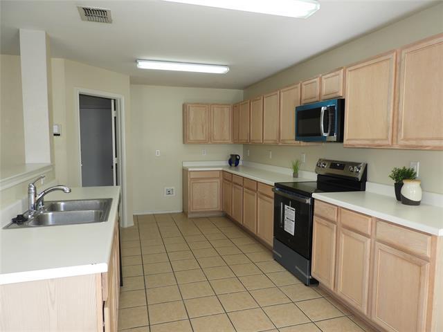 Building Photo - 12914 Vassar Dr