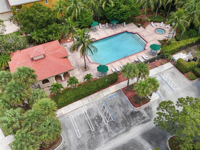 Building Photo - 5824 NW 120th Ave