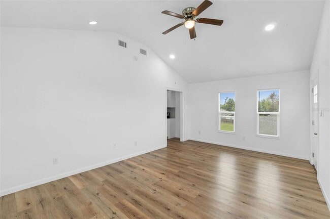 Building Photo - 7581 Kelsey Dr