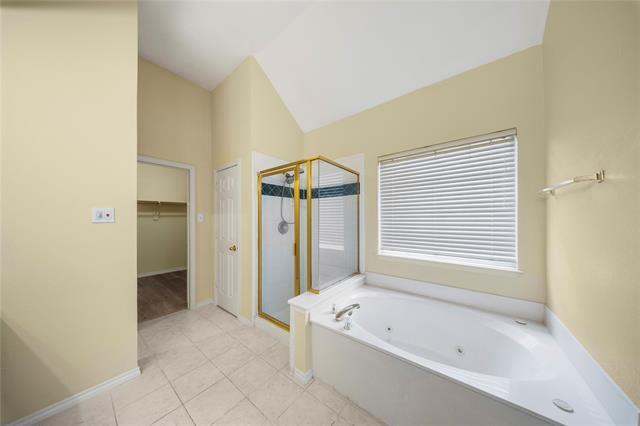 Building Photo - 2808 Barksdale Dr