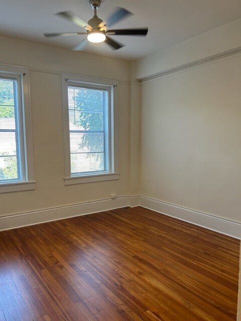 Bedroom - 127 New Bern Pl