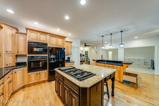 Building Photo - 12307 Ridgeview Dr