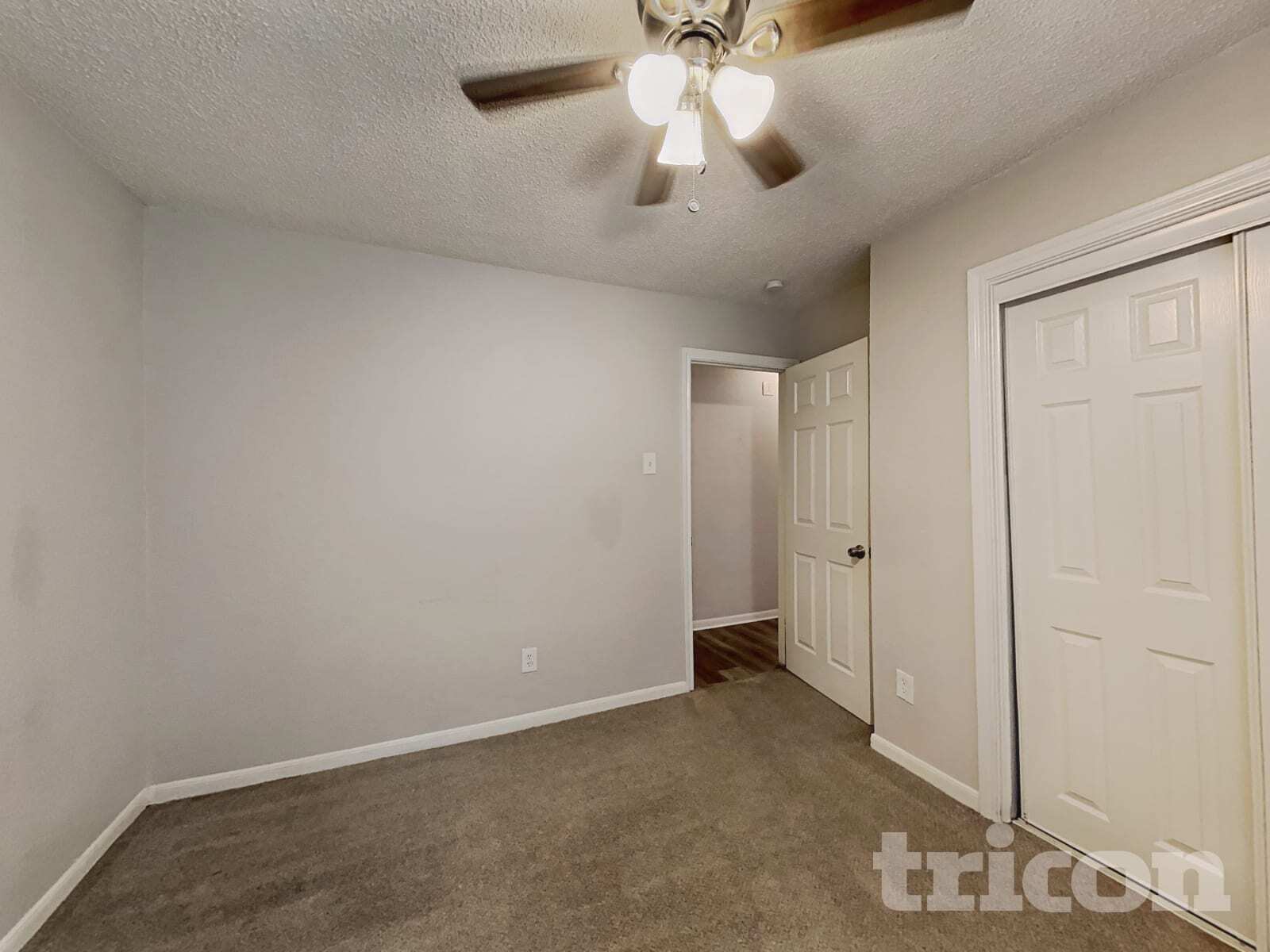 Building Photo - 212 Sunset Dr