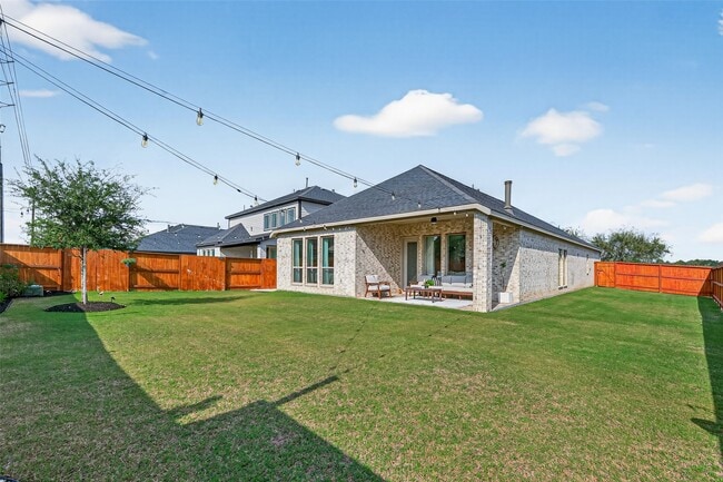 Building Photo - 2703 Tanager Trace