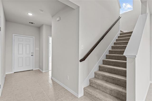 Building Photo - 548 Hickory Rdg Dr