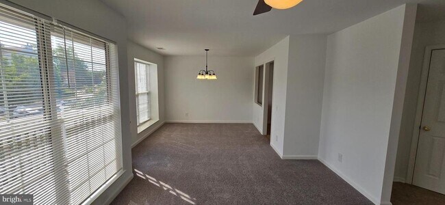 Building Photo - 9262 Cardinal Forest Ln